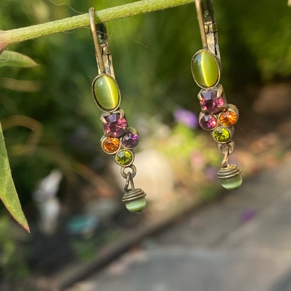 Beautiful multi colored stone and crystal earrings. - Picture 1 of 6